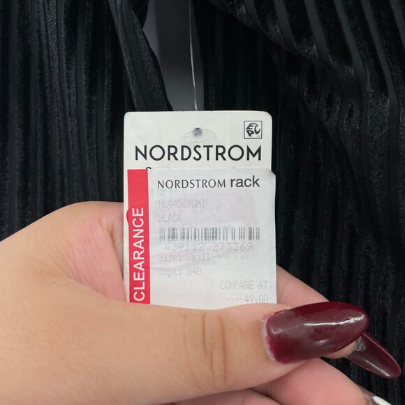 Chelsea Womens Black Velvet Corduroy Buttoned Mock Neck Top - Picture 9 of 9